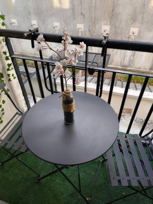 Le Cocon Manceau Apartment Льо Ман Екстериор снимка
